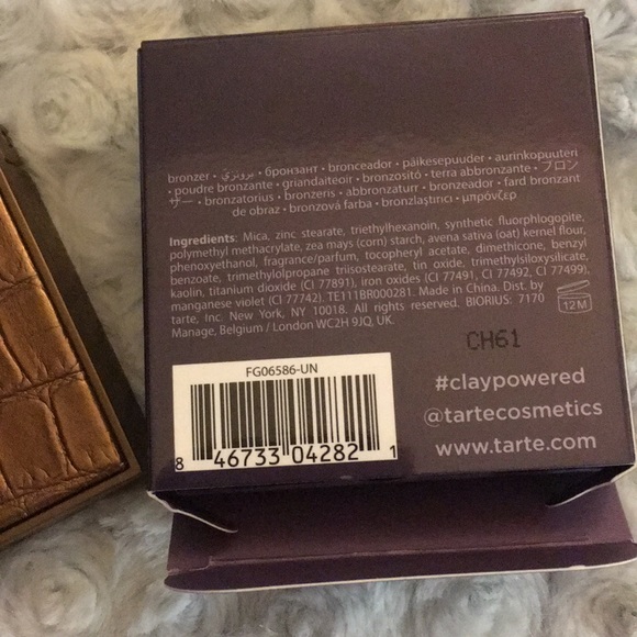 Mini Tarte Amazonian Clay Waterproof Bronzer - Picture 3 of 4